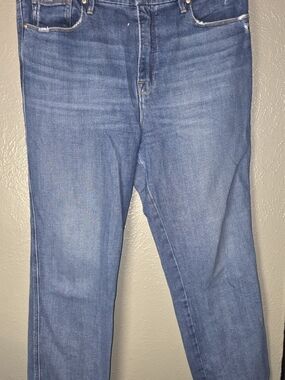 Good American Jeans Size 14/32 High Rise Straight Crop Chewed Raw Hem Blue